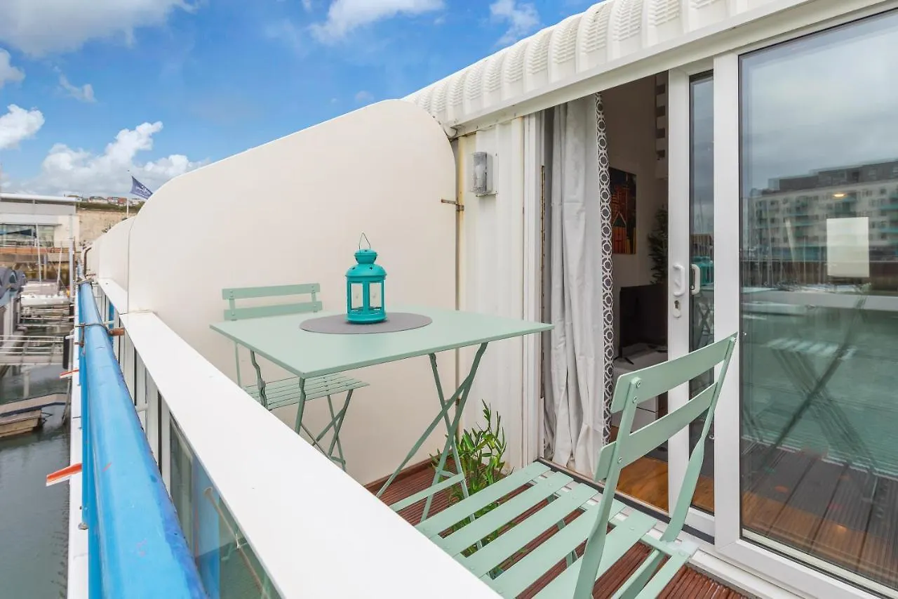 Apartamento On The Water 2 With Free Parking - By My Getaways Brighton 0*,