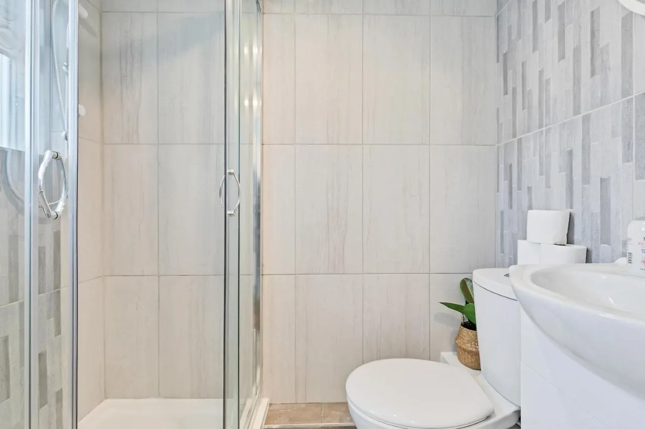 Apartamento On The Water 2 With Free Parking - By My Getaways Brighton Reino Unido