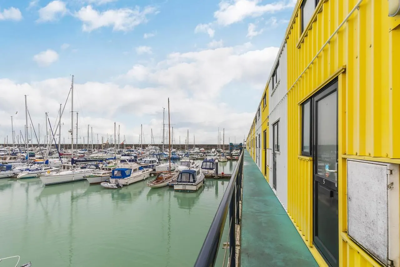 Apartamento On The Water 2 With Free Parking - By My Getaways Brighton 0*,  Reino Unido